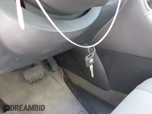 2011 Nissan Sentra SR with VIN 3N1AB6AP6BL706878, listed as a IAAI auction lot 40982931 with Not Provided miles and . Bid and sale history available at DreamBid. Image 11.