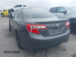 2014 Toyota Camry L with VIN 4T1BF1FK1EU318131, listed as a IAAI auction lot 41912089 with 1 mi miles. Bid and sale history available at carsss.com. Image 3.