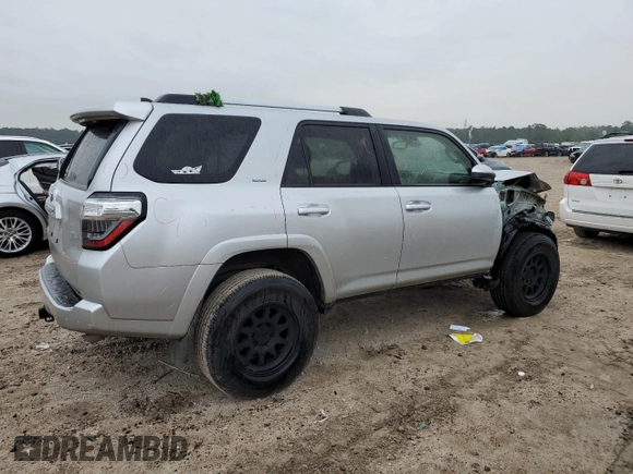 2022 Toyota 4Runner SR5 с VIN JTEMU5JR4N5982539, выставлен на аукционе Copart как лот 54367745 с пробегом 43 812 миль миль и Списание • Salvage title. История ставок и продаж доступна на DreamBid. Изображение 3.