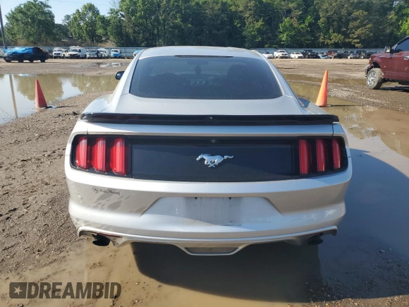 2015 Ford Mustang EcoBoost z VIN 1FA6P8TH4F5347094, wystawiony jako Copart lot #54190035 z przebiegiem 130 210 mil mil oraz Szkoda całkowita • Salvage title. Historia ofert i sprzedaży dostępna na DreamBid. Obrazek 6.