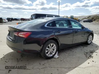 2022 Chevrolet Malibu LT with VIN 1G1ZD5ST7NF130483, listed as a Copart auction lot 52500825 with 52,220 mi miles and Non Repairable. Bid and sale history available at DreamBid. Image 3.