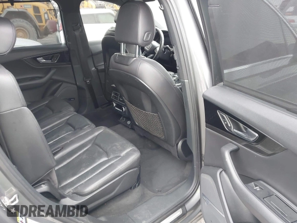 2017 Audi Q7 Premium Plus with VIN WA1LAAF70HD037732, listed as a IAAI auction lot 41399099 with 144,785 mi miles. Bid and sale history available at carsss.com. Image 8.