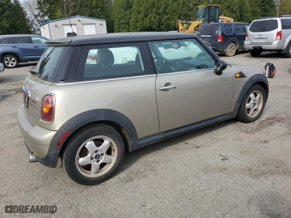 2009 MINI Cooper Hardtop with VIN WMWMF33579TW72865, listed as a Copart auction lot 51602275 with 111,410 mi miles and Clean Title. Bid and sale history available at carsss.com. Image 3.