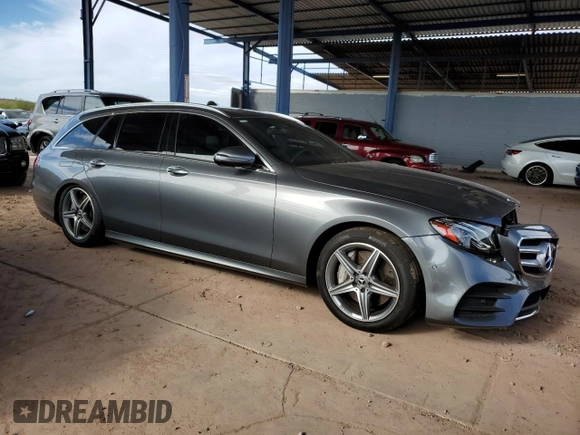 2019 Mercedes-Benz E 450 with VIN WDDZH6JB3KA561931, listed as a Copart auction lot 48417825 with 38,561 mi miles and Salvage Title. Bid and sale history available at DreamBid. Image 4.