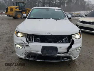 2019 Jeep Grand Cherokee Overland with VIN 1C4RJFCGXKC609923, listed as a Copart auction lot 43198245 with 61,919 mi miles and Non Repairable. Bid and sale history available at carsss.com. Image 5.