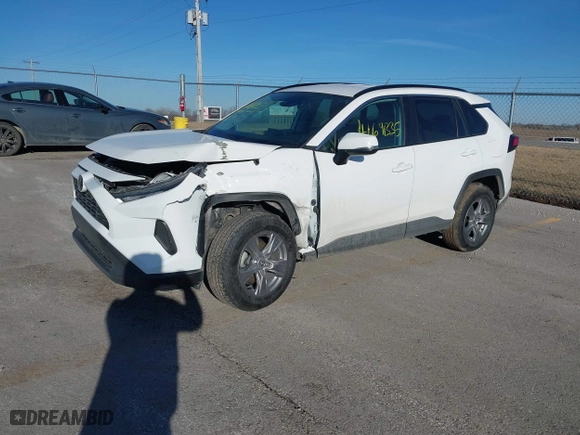 2022 Toyota RAV4 XLE with VIN 2T3P1RFVXNW250254, listed as a IAAI auction lot 41691335 with 81,331 mi miles. Bid and sale history available at carsss.com. Image 17.