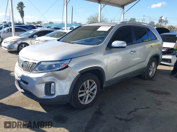 2014 Kia Sorento LX with VIN 5XYKT3A65EG434405, listed as a IAAI auction lot 41755440 with 154,019 mi miles. Bid and sale history available at carsss.com. Image 17.