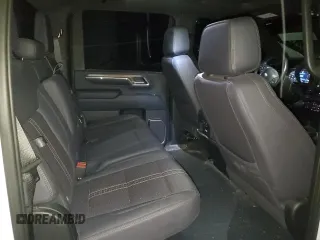 2024 Chevrolet Silverado 3500HD High Country with VIN 1GC4YVEY0RF124804, listed as a Copart auction lot 86140304 with 32,840 mi miles and Salvage Title. Bid and sale history available at carsss.com. Image 10.