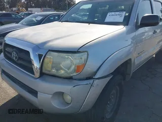 2008 Toyota Tacoma PreRunner with VIN 5TEJU62N38Z487744, listed as a IAAI auction lot 41828502 with 258,537 mi miles. Bid and sale history available at carsss.com. Image 6.