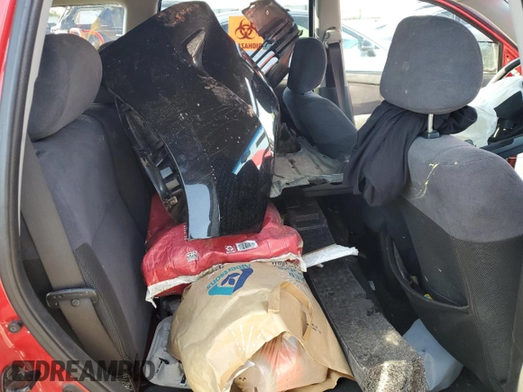 2004 Mitsubishi Outlander LS z VIN JA4LZ31F44U037794, wystawiony jako Copart lot #77416374 z przebiegiem 168 970 mil mil oraz Szkoda całkowita • Salvage title. Historia ofert i sprzedaży dostępna na DreamBid. Obrazek 11.