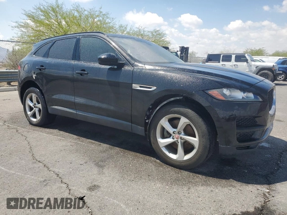 2017 Jaguar F-Pace 35t Premium with VIN SADCJ2BVXHA090332, listed as a Copart auction lot 55671435 with 92,443 mi miles and Salvage Title. Bid and sale history available at DreamBid. Image 4.
