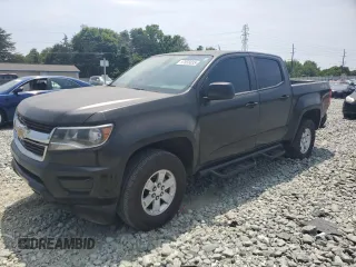 2020 Chevrolet Colorado 4WD Work Truck z VIN 1GCGTBENXL1213669, wystawiony jako Copart lot #57656835 z przebiegiem 28 056 mil mil oraz Szkoda całkowita • Salvage title. Historia ofert i sprzedaży dostępna na DreamBid. Obrazek 1.