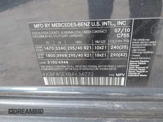 2011 Mercedes-Benz GL-Class GL 550 with VIN 4JGBF8GEXBA634772, listed as a IAAI auction lot 42025095 with 183,986 mi miles. Bid and sale history available at carsss.com. Image 9.