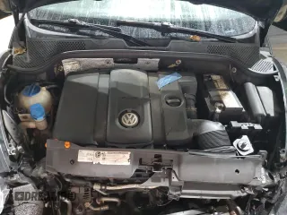 2012 Volkswagen Beetle 2.5L w/Sound/Nav PZEV with VIN 3VWJP7AT5CM637224, listed as a Copart auction lot 49949995 with 203,326 mi miles and Salvage Title. Bid and sale history available at DreamBid. Image 11.