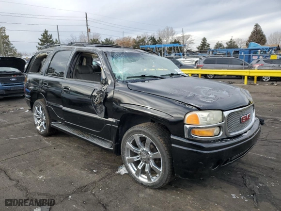 2002 GMC Yukon Denali with VIN 1GKEK63U72J182119, listed as a Copart auction lot 45328065 with 0 mi miles and Salvage Title. Bid and sale history available at carsss.com. Image 4.