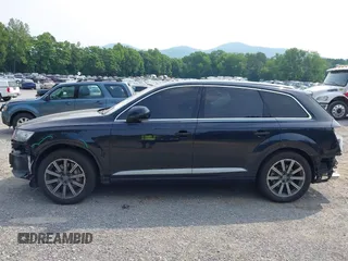 2017 Audi Q7 Premium Plus z VIN WA1LAAF78HD024548, wystawiony jako IAAI lot #42403316 z przebiegiem 105 592 mil mil oraz . Historia ofert i sprzedaży dostępna na DreamBid. Obrazek 14.