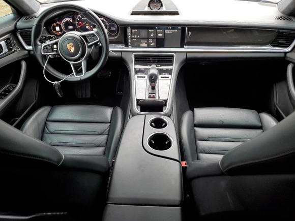 2017 Porsche Panamera Turbo с VIN WP0AF2A79HL150774, выставлен на аукционе Copart как лот 73202514 с пробегом 34 972 миль миль и Списание • Salvage title. История ставок и продаж доступна на DreamBid. Изображение 8.