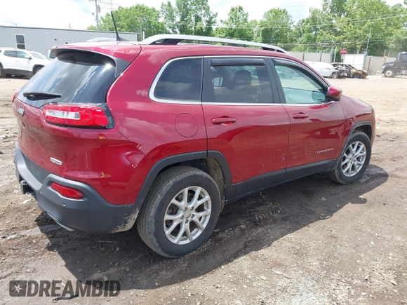 2017 Jeep Cherokee Latitude z VIN 1C4PJMCS0HW563302, wystawiony jako IAAI lot #42440735 z przebiegiem 63 889 mil mil oraz . Historia ofert i sprzedaży dostępna na DreamBid. Obrazek 4.