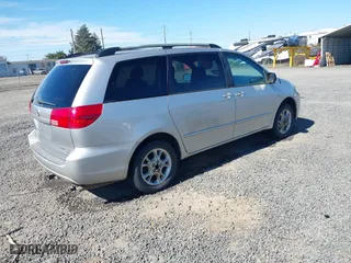 2004 Toyota Sienna LE with VIN 5TDBA23C64S006444, listed as a IAAI auction lot 41885031 with 204,845 mi miles. Bid and sale history available at carsss.com. Image 4.