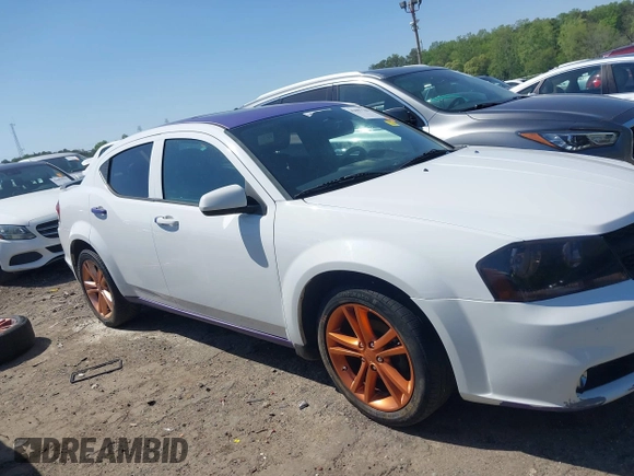 2013 Dodge Avenger SXT z VIN 1C3CDZCB2DN544550, wystawiony jako IAAI lot #42007740 z przebiegiem 85 714 mil mil oraz . Historia ofert i sprzedaży dostępna na DreamBid. Obrazek 14.