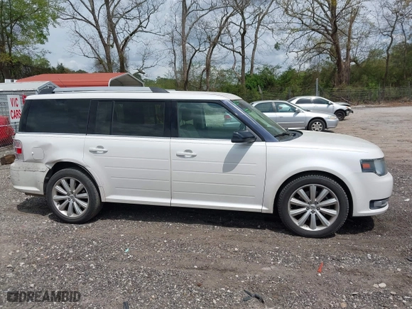 2014 Ford Flex SEL with VIN 2FMGK5C82EBD10918, listed as a IAAI auction lot 41966299 with 163,857 mi miles. Bid and sale history available at carsss.com. Image 13.