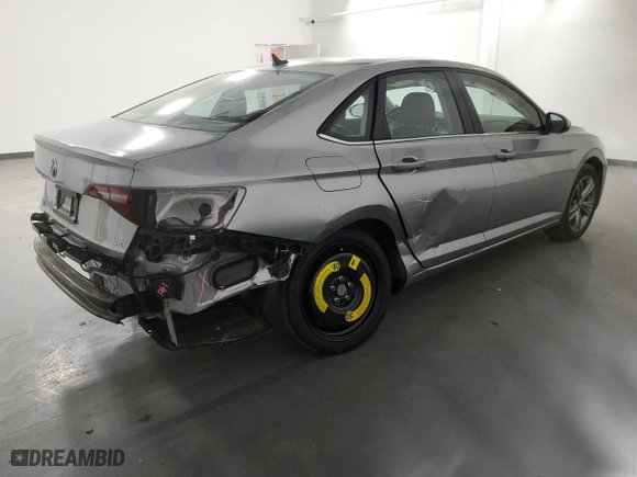 2024 Volkswagen Jetta SE with VIN 3VWEM7BU5RM088229, listed as a Copart auction lot 53723015 with 18,792 mi miles and Clean Title. Bid and sale history available at carsss.com. Image 3.