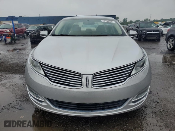 2013 Lincoln MKZ with VIN 3LN6L2GK8DR817335, listed as a Copart auction lot 67194755 with 83,673 mi miles and Clean title. Bid and sale history available at DreamBid. Image 5.