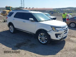 2018 Ford Explorer Limited with VIN 1FM5K8F85JGC25918, listed as a IAAI auction lot 42086339 with 88,411 mi miles and . Bid and sale history available at carsss.com. Image 1.
