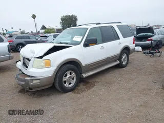 2004 Ford Expedition Eddie Bauer z VIN 1FMFU17L14LA32802, wystawiony jako IAAI lot #42409552 z przebiegiem 243 614 mil mil oraz . Historia ofert i sprzedaży dostępna na DreamBid. Obrazek 2.