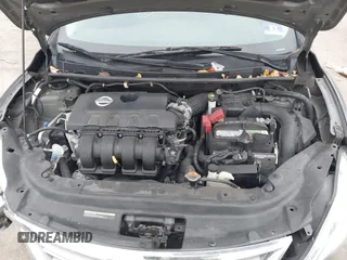 2015 Nissan Sentra SR with VIN 3N1AB7AP8FL638384, listed as a IAAI auction lot 41321674 with 104,023 mi miles and . Bid and sale history available at DreamBid. Image 10.