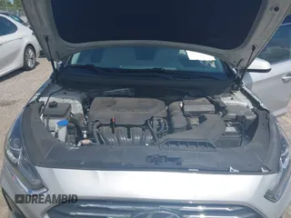 2019 Hyundai Sonata SE with VIN 5NPE24AF6KH746694, listed as a IAAI auction lot 41957791 with 80,851 mi miles and . Bid and sale history available at DreamBid. Image 10.