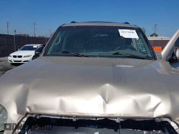 2005 Toyota Sequoia SR5 with VIN 5TDBT44A55S243995, listed as a IAAI auction lot 42171846 with 215,287 mi miles and . Bid and sale history available at DreamBid. Image 10.