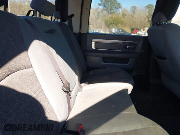 2018 Ram 1500 Big Horn z VIN 3C6RR7LT4JG196072, wystawiony jako IAAI lot #41890172 z przebiegiem 237 671 mil mil oraz . Historia ofert i sprzedaży dostępna na DreamBid. Obrazek 8.