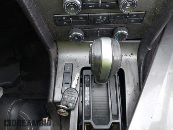 2013 Ford Mustang V6 with VIN 1ZVBP8AM2D5228334, listed as a IAAI auction lot 42164895 with Not provided miles and . Bid and sale history available at DreamBid. Image 11.