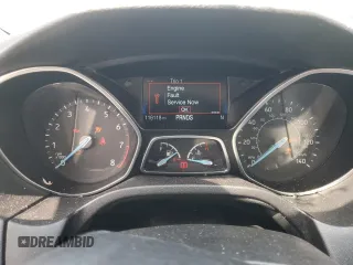 2018 Ford Focus Titanium z VIN 1FADP3N20JL271719, wystawiony jako Copart lot #60784755 z przebiegiem 116 118 mil mil oraz Szkoda całkowita • Salvage title. Historia ofert i sprzedaży dostępna na DreamBid. Obrazek 9.