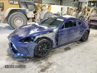 2024 Toyota GR86 Premium with VIN JF1ZNBE17R9754095, listed as a Copart auction lot 45186715 with 8,142 mi miles and Salvage Title. Bid and sale history available at carsss.com. Image 1.