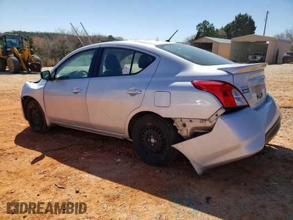 2017 Nissan Versa SV z VIN 3N1CN7AP3HL892930, wystawiony jako Copart lot #49654465 z przebiegiem 70 782 mil mil oraz Szkoda całkowita • Salvage title. Historia ofert i sprzedaży dostępna na DreamBid. Obrazek 2.