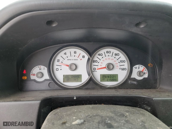 2007 Ford Escape Limited with VIN 1FMCU04157KA35034, listed as a Copart auction lot 86177794 with 215,888 mi miles and Salvage Title. Bid and sale history available at carsss.com. Image 9.