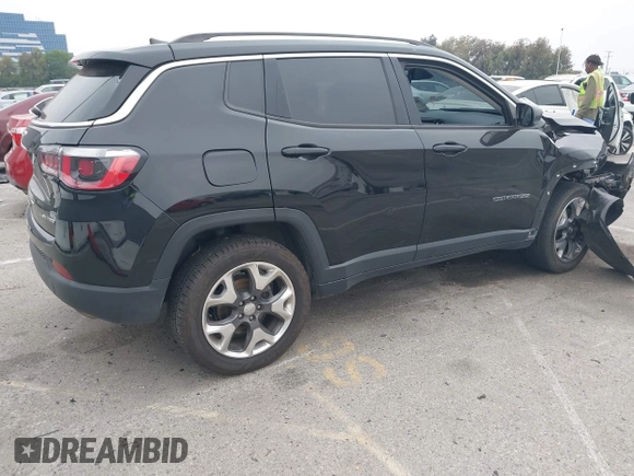 2019 Jeep Compass Limited with VIN 3C4NJDCB4KT594525, listed as a IAAI auction lot 42472846 with 84,815 mi miles and . Bid and sale history available at DreamBid. Image 4.