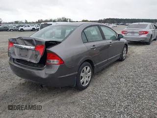 2009 Honda Civic LX z VIN 1HGFA16539L005299, wystawiony jako IAAI lot #41848263 z przebiegiem 169 019 mil mil oraz . Historia ofert i sprzedaży dostępna na DreamBid. Obrazek 4.