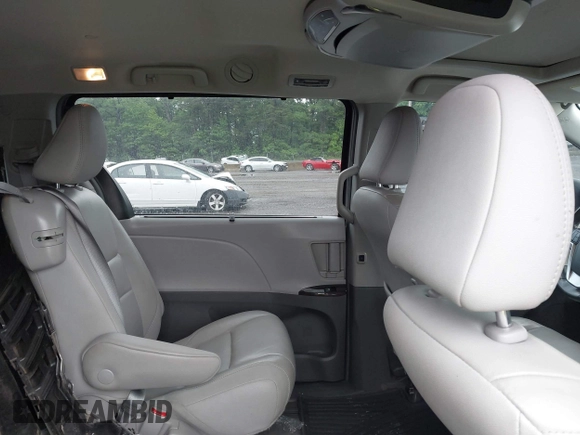 2018 Toyota Sienna XLE Auto Access Seat с VIN 5TDYZ3DC2JS940989, выставлен на аукционе IAAI как лот 42316742 с пробегом 130 731 миль миль и . История ставок и продаж доступна на DreamBid. Изображение 8.