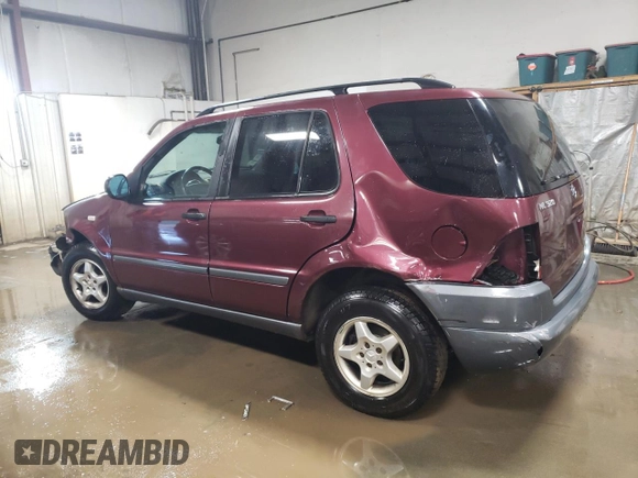 1998 Mercedes-Benz M-Class with VIN 4JGAB54E1WA034383, listed as a Copart auction lot 80363374 with 122,125 mi miles and Salvage Title. Bid and sale history available at carsss.com. Image 2.