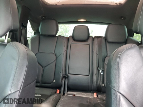2013 Porsche Cayenne S с VIN WP1AB2A22DLA83248, выставлен на аукционе Copart как лот 55978885 с пробегом 163 380 миль миль и На запчасти • Non repairable. История ставок и продаж доступна на DreamBid. Изображение 10.