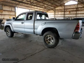 2006 Toyota Tacoma with VIN 5TEUX42N96Z316857, listed as a Copart auction lot 45098705 with 169,813 mi miles and Salvage Title. Bid and sale history available at carsss.com. Image 2.