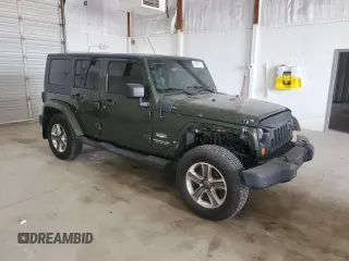2007 Jeep Wrangler Unlimited Sahara z VIN 1J4GA59167L107870, wystawiony jako Copart lot #58346115 z przebiegiem 180 107 mil mil oraz Czysty tytuł • Clean title. Historia ofert i sprzedaży dostępna na DreamBid. Obrazek 4.