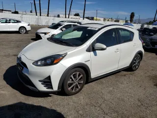2019 Toyota Prius L z VIN JTDKDTB37K1622873, wystawiony jako Copart lot #77824394 z przebiegiem 55 304 mil mil oraz Szkoda całkowita • Salvage title. Historia ofert i sprzedaży dostępna na DreamBid. Obrazek 1.