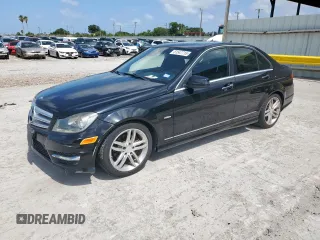 2012 Mercedes-Benz C 250 Sport z VIN WDDGF4HB6CR238614, wystawiony jako Copart lot #61547715 z przebiegiem 107 849 mil mil oraz Szkoda całkowita • Salvage title. Historia ofert i sprzedaży dostępna na DreamBid. Obrazek 1.