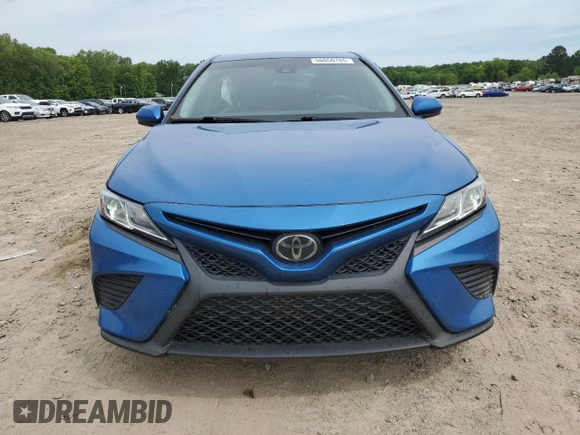2020 Toyota Camry SE z VIN 4T1G11AKXLU371418, wystawiony jako Copart lot #56050785 z przebiegiem 106 183 mil mil oraz Szkoda całkowita • Salvage title. Historia ofert i sprzedaży dostępna na DreamBid. Obrazek 5.
