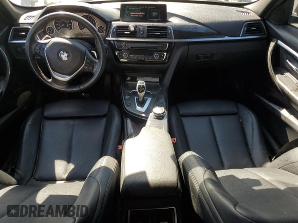 2017 BMW 3 Series 330i xDrive with VIN WBA8D9C57HK678308, listed as a Copart auction lot 54621445 with 92,654 mi miles and Salvage title. Bid and sale history available at DreamBid. Image 8.