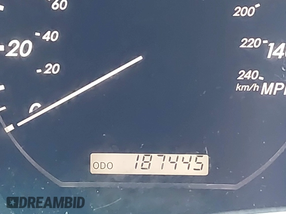 2007 Lexus RX 350 with VIN 2T2HK31U27C030242, listed as a IAAI auction lot 41978259 with 187,445 mi miles and . Bid and sale history available at DreamBid. Image 15.